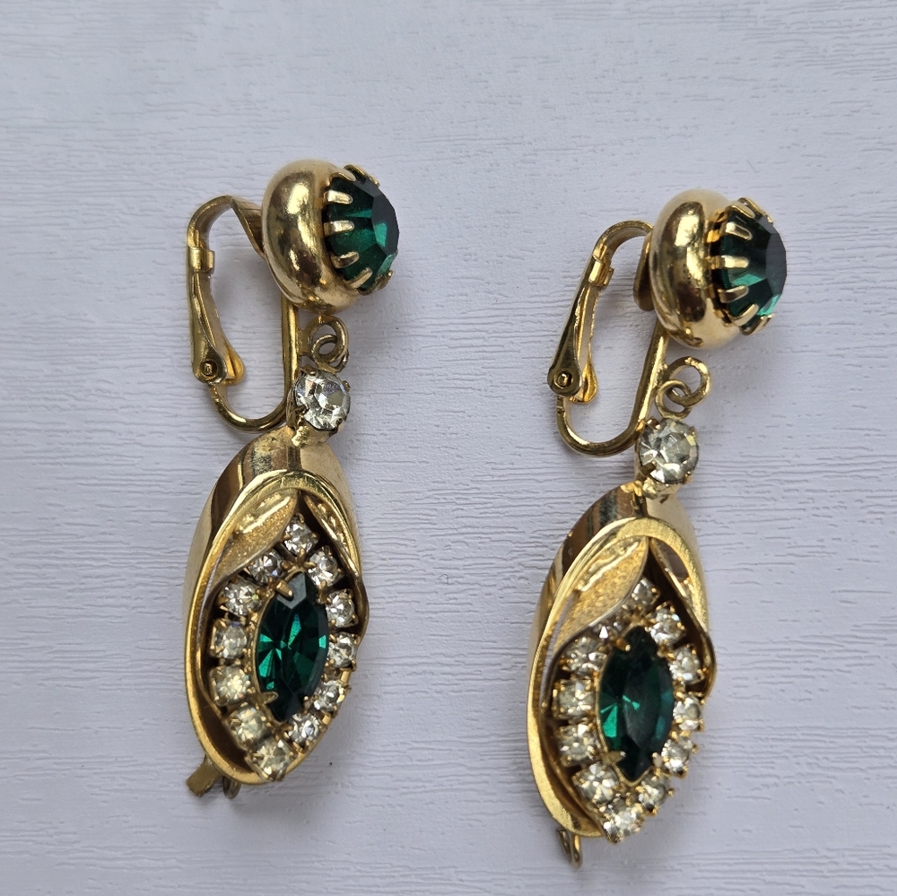 Toi et Moi Gold and Green Crescent Earrings